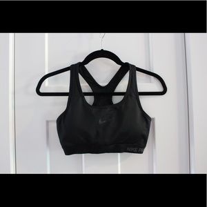 Nike Pro Sports Bra